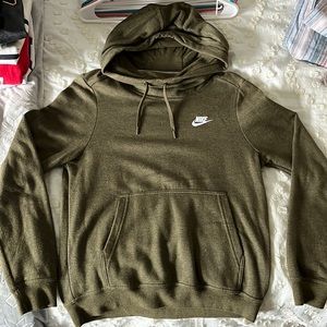nike sweatshirt